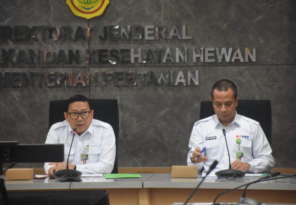 kementan-peternak-rakyat-dan-mandiri-tulang-punggung-perunggasan-nasional-09102025-182434