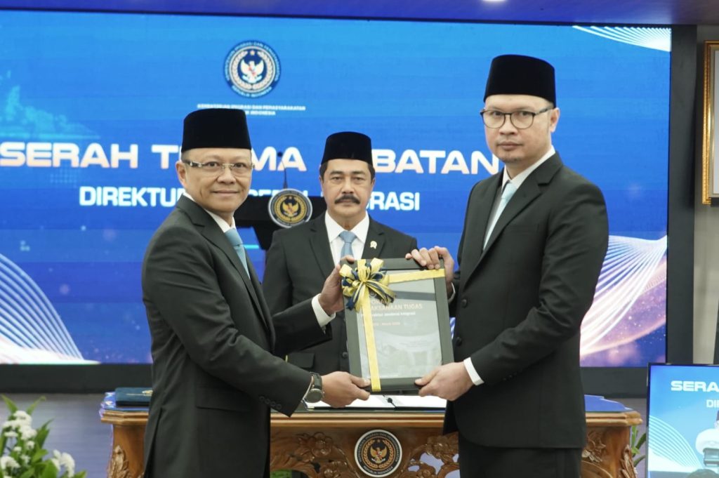 Menteri Imipas Lantik Dirjen Imigrasi serta Staf Ahli Menteri_Bidang Pelayanan Publik dan Reformasi Hukum